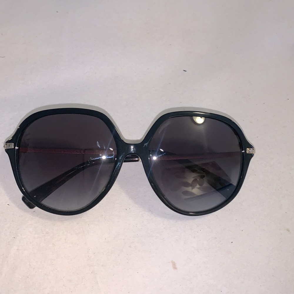 Valentino VA4099 50018G.   NWOT no original packaging.